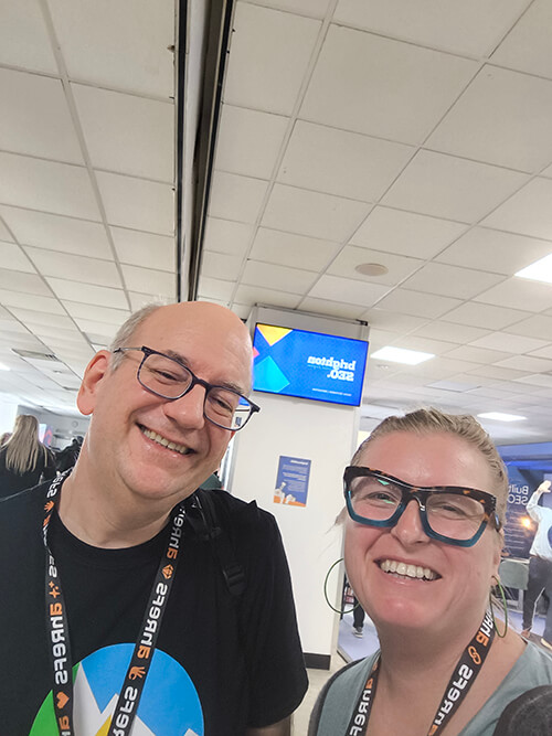 Selfie with a smiling John Muller at BrightonSEO 2024