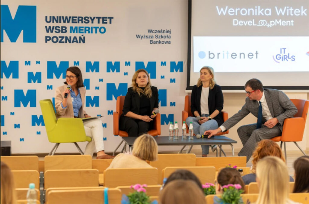 Panel Discussion: Essential Competencies for Women in the IT Industry