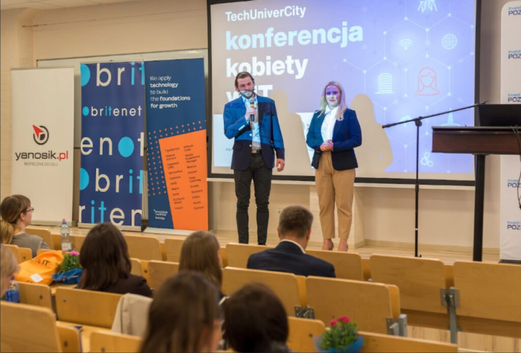 MD, Andrzej lecture on the "Queen's Gambit Effect". Photo by Robert Kujawa.